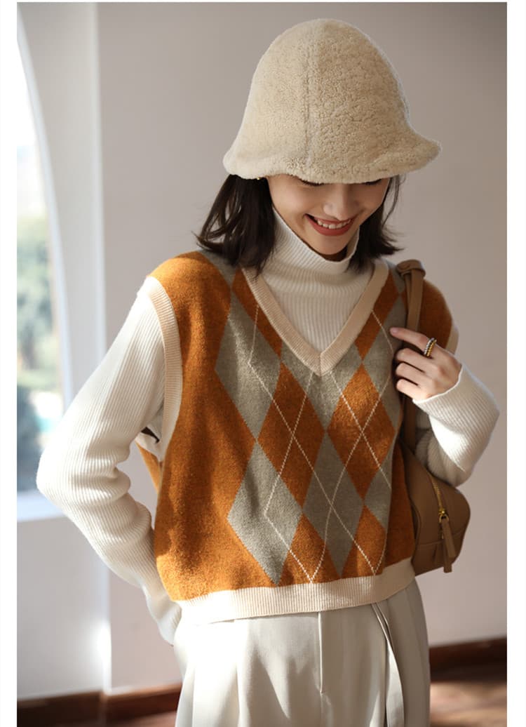 ニットベスト 菱形模様の上質なニットベスト