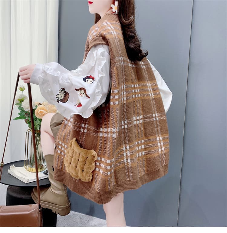 ニットベスト ふわもこポケット付きチェック柄ベスト