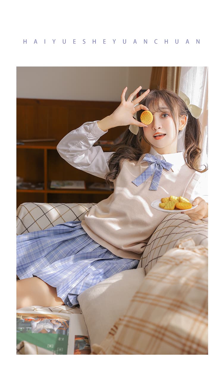 ニットベスト やわらか仕立ての　かわいいスクールニットベスト