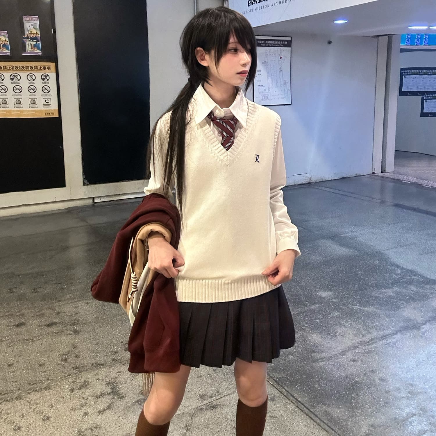ニットベスト スクール制服の定番ニットベスト