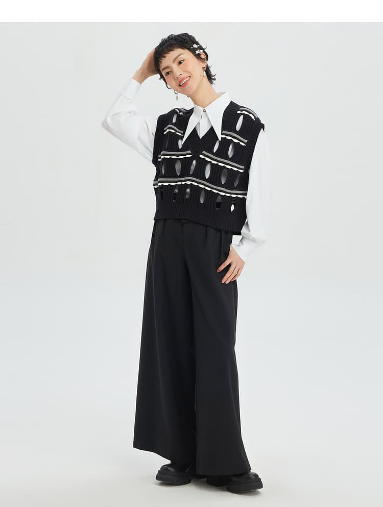 ニットベスト 透かし編み装飾デザインニットベスト