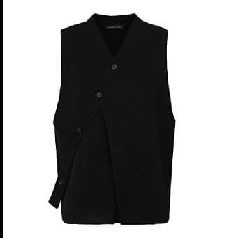 ニットベスト こだわり仕立てのアシンメトリーベスト