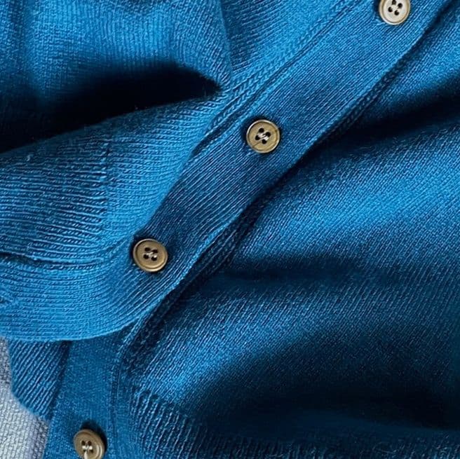 上質シンプルニットベスト