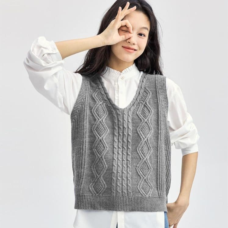 ニットベスト 菱模様編み込みニットベスト