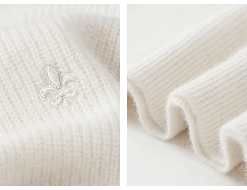 襟元ボタン付き上質ニットベスト