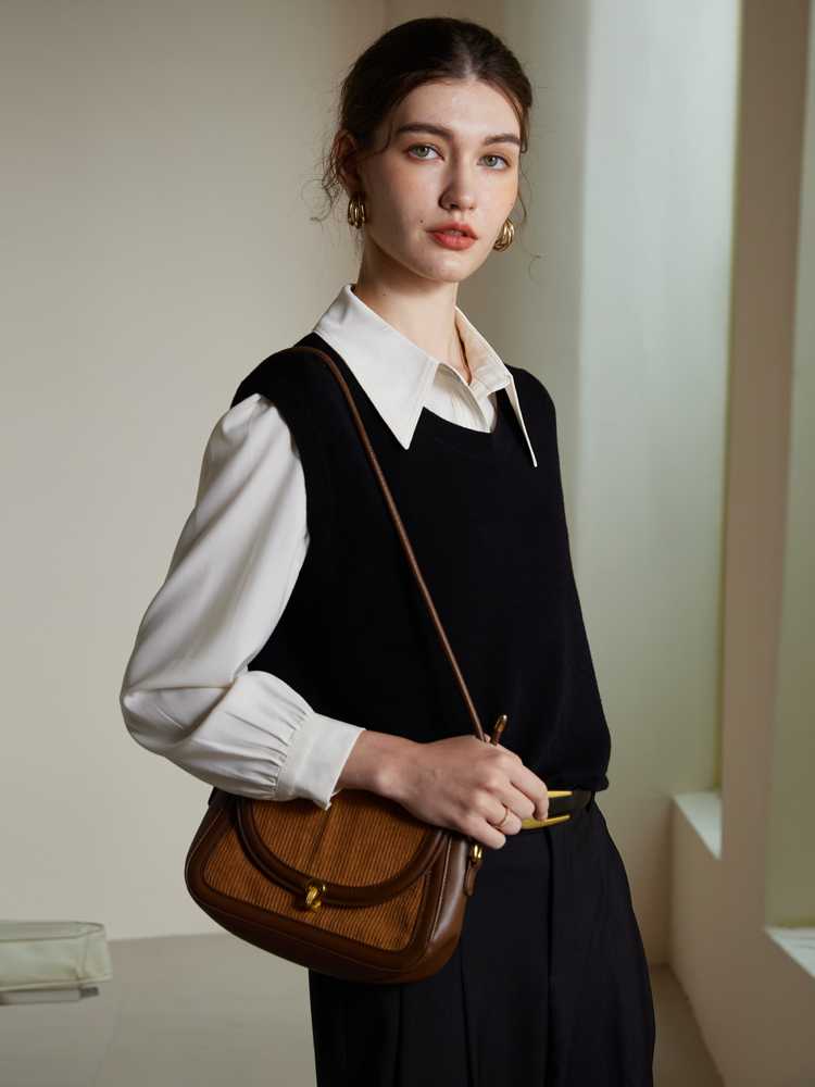 ニットベスト 上品シルエット クラシックベスト