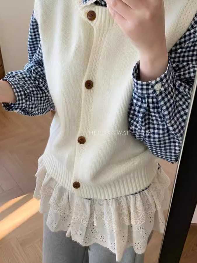 ふんわり優しい手触りのニットベスト