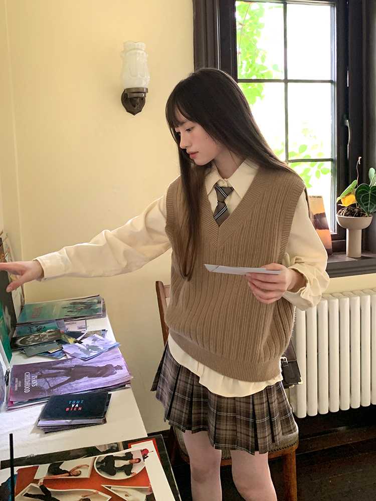 ニットベスト 上質なスクールニットベスト