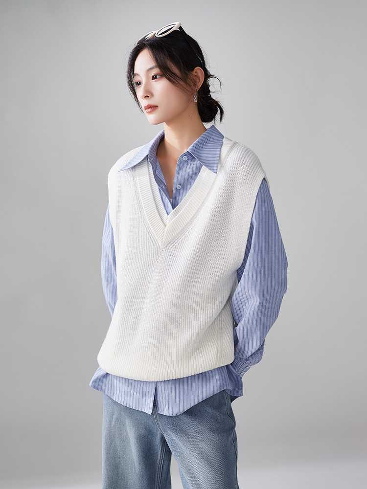 ニットベスト シンプル深Vネックニットベスト