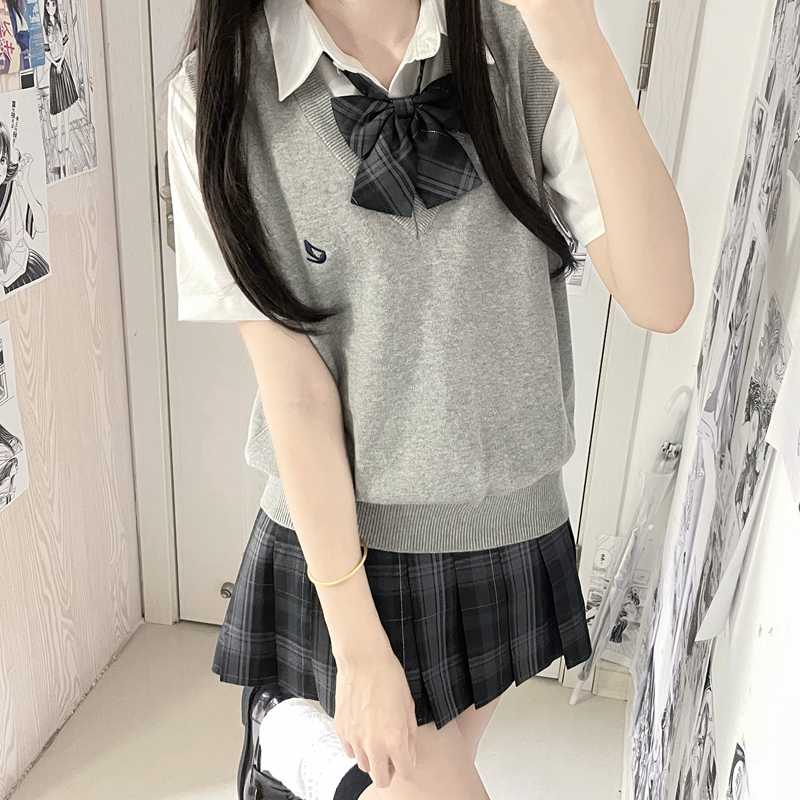 ニットベスト 学生風Vネックベスト