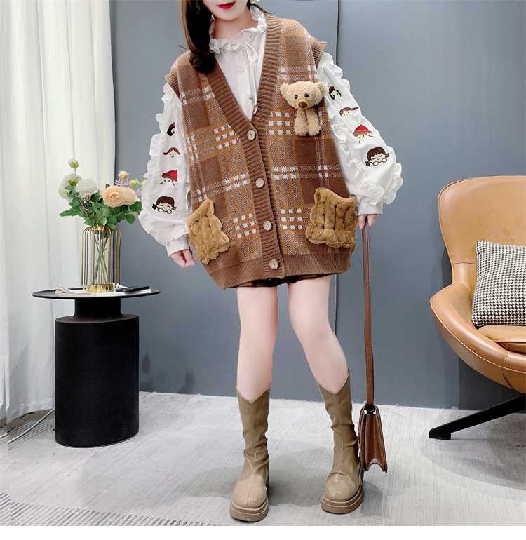 ニットベスト ふわもこポケット付きチェック柄ベスト