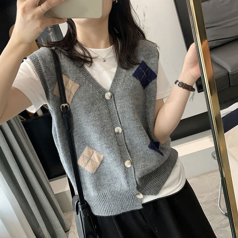 ニットベスト 菱形模様編み込み前開きニット袖なし上着