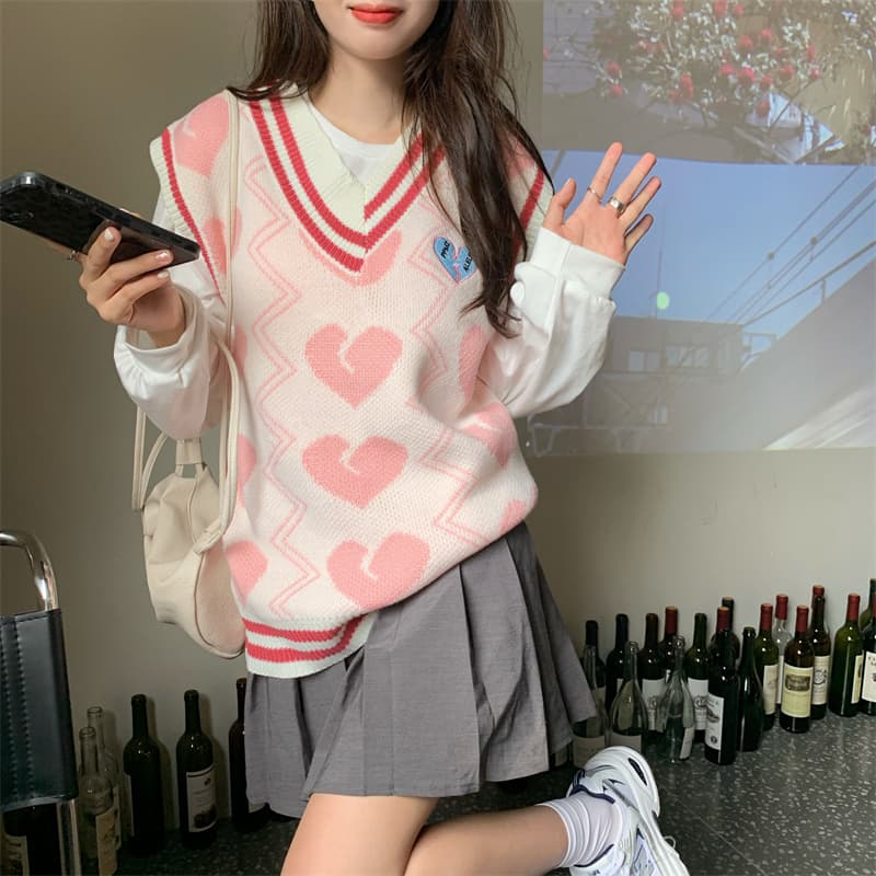 ピンクハート柄ブイネックニットベスト白シャツ付きセット
