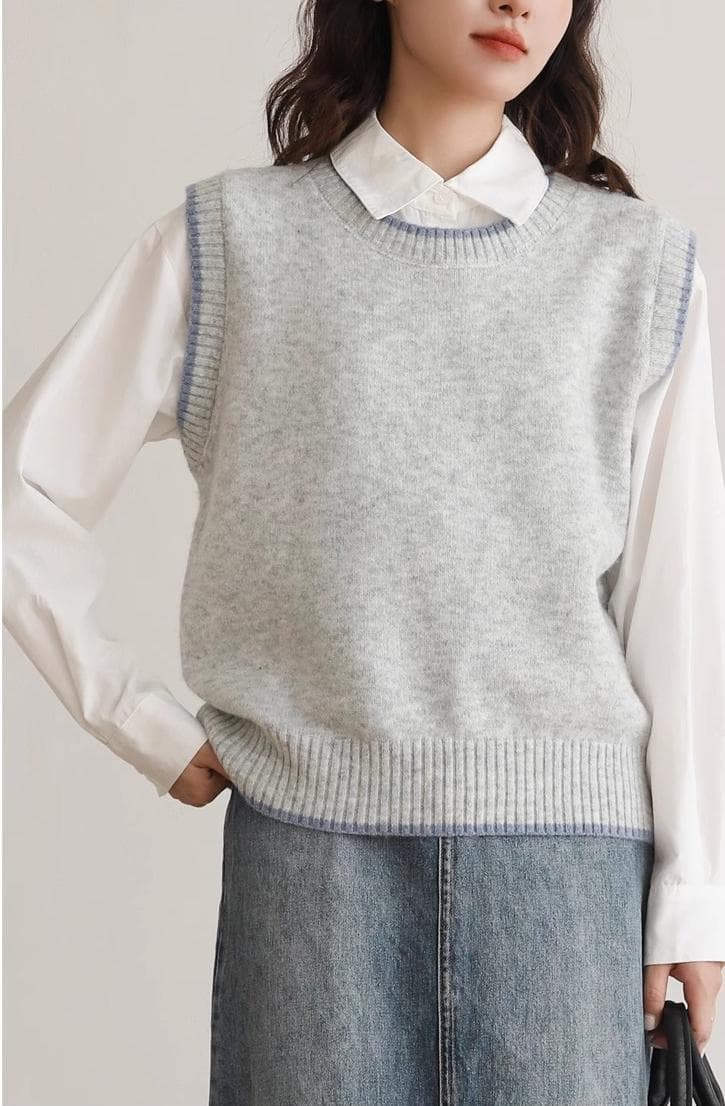 シンプル重ね着風ニットベスト