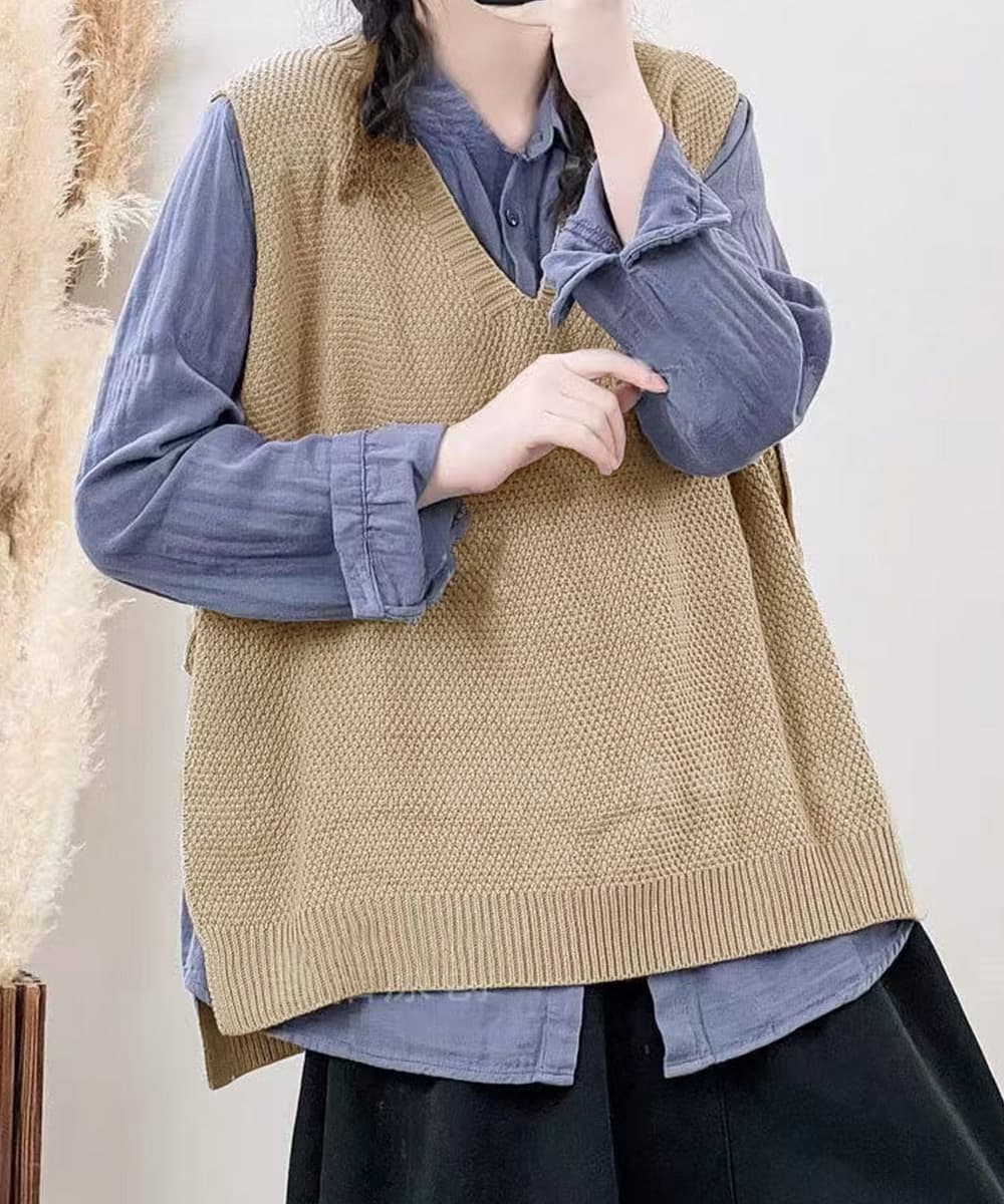 ブラウン ゆったりニットベスト サイドスリット入り