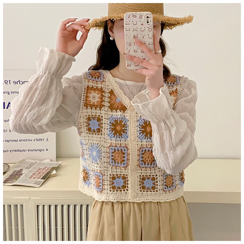 ニットベス 菱形模様のかぎ針編みベスト