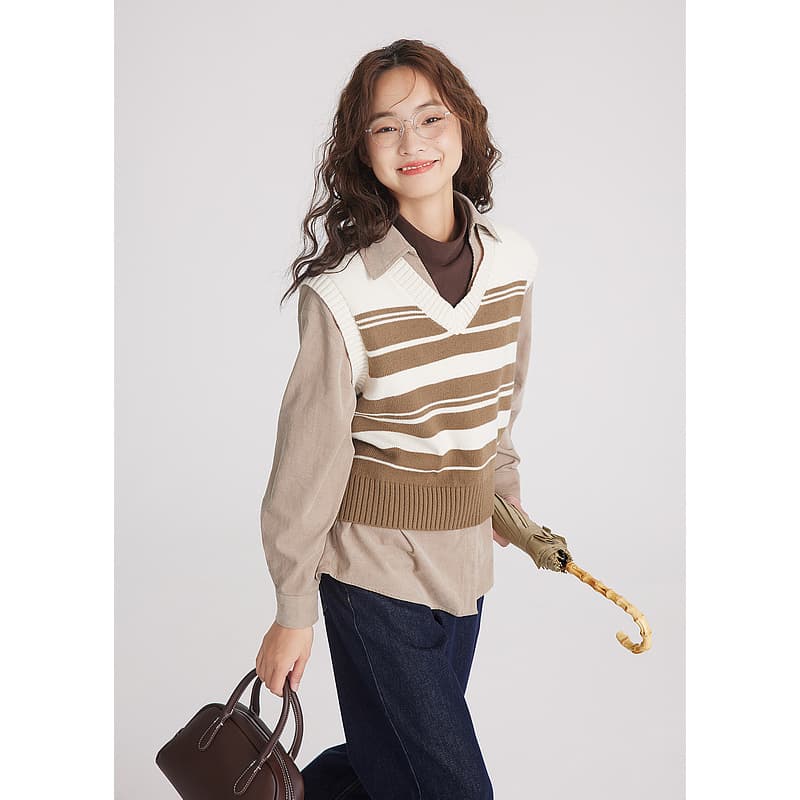 ニットベスト レトロアーガイル柄　ショート丈ニットベスト