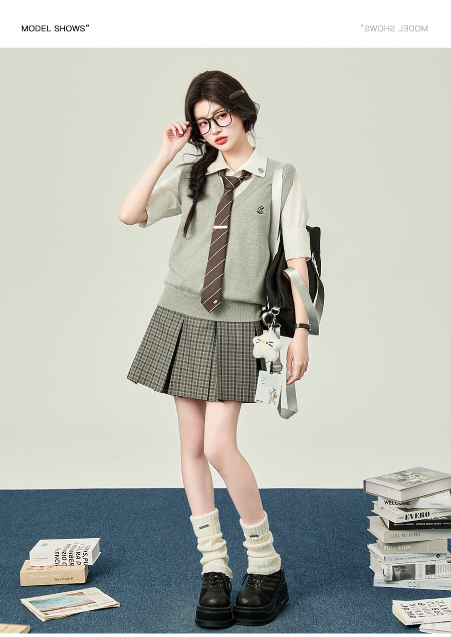 ニットベスト リボン付き制服風ニットベスト