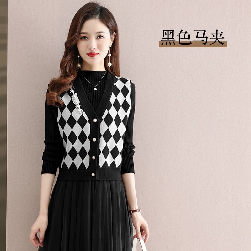 ニットベスト 菱形模様ニットカーディガン