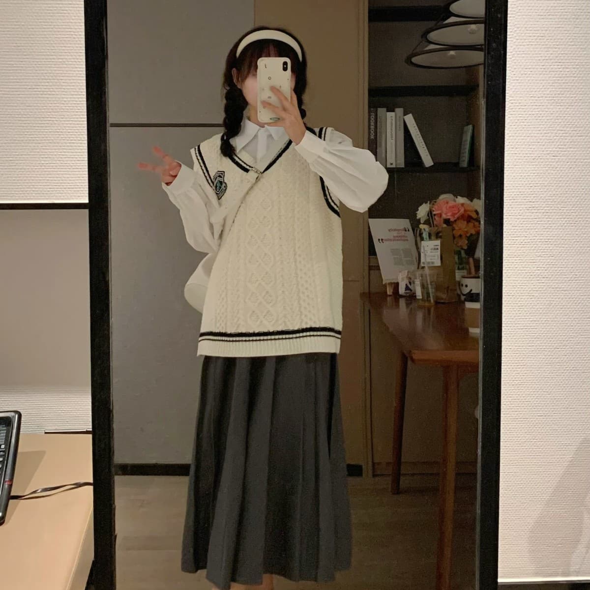 ニットベスト スクールケーブル編みベスト