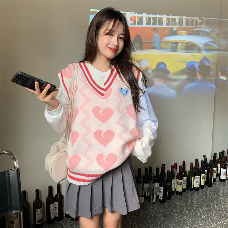 ピンクハート柄ブイネックニットベスト白シャツ付きセット