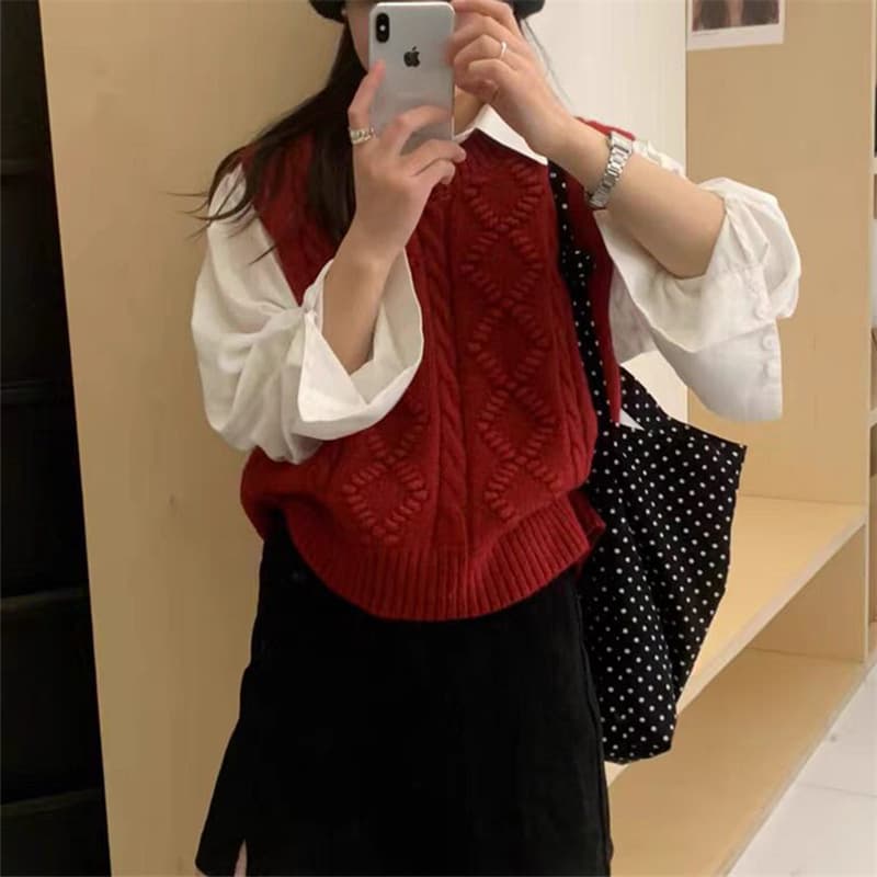 ニットベスト 模様編みケーブルニットベスト