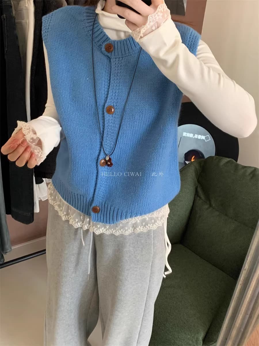 ふんわり優しい手触りのニットベスト