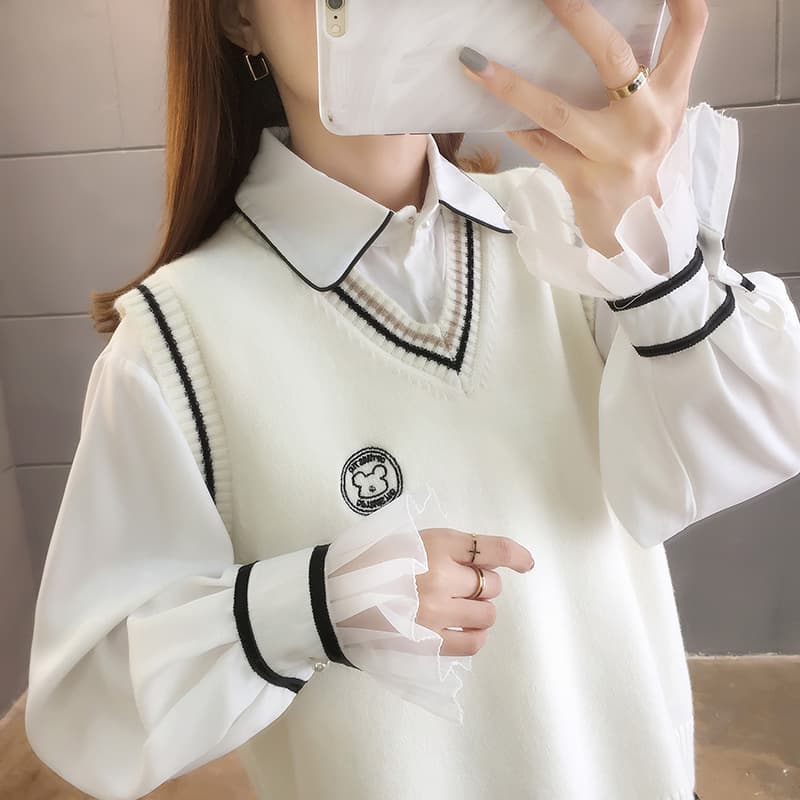 ニットベスト 上品フリルニットベスト