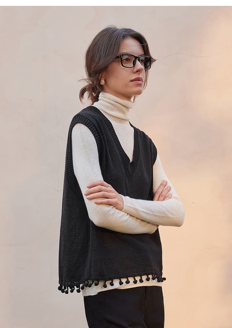 ニットベスト 裾玉飾り深みVネックサマーニットベスト