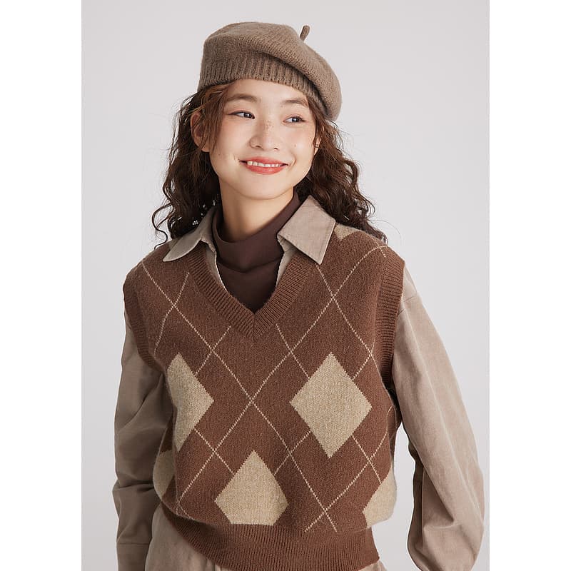 ニットベスト レトロアーガイル柄　ショート丈ニットベスト