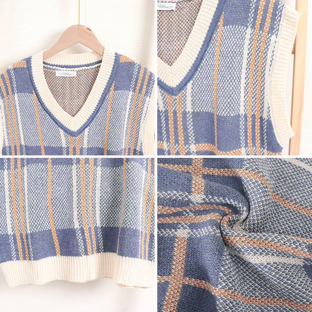 グレーチェック柄Vネックニットベスト