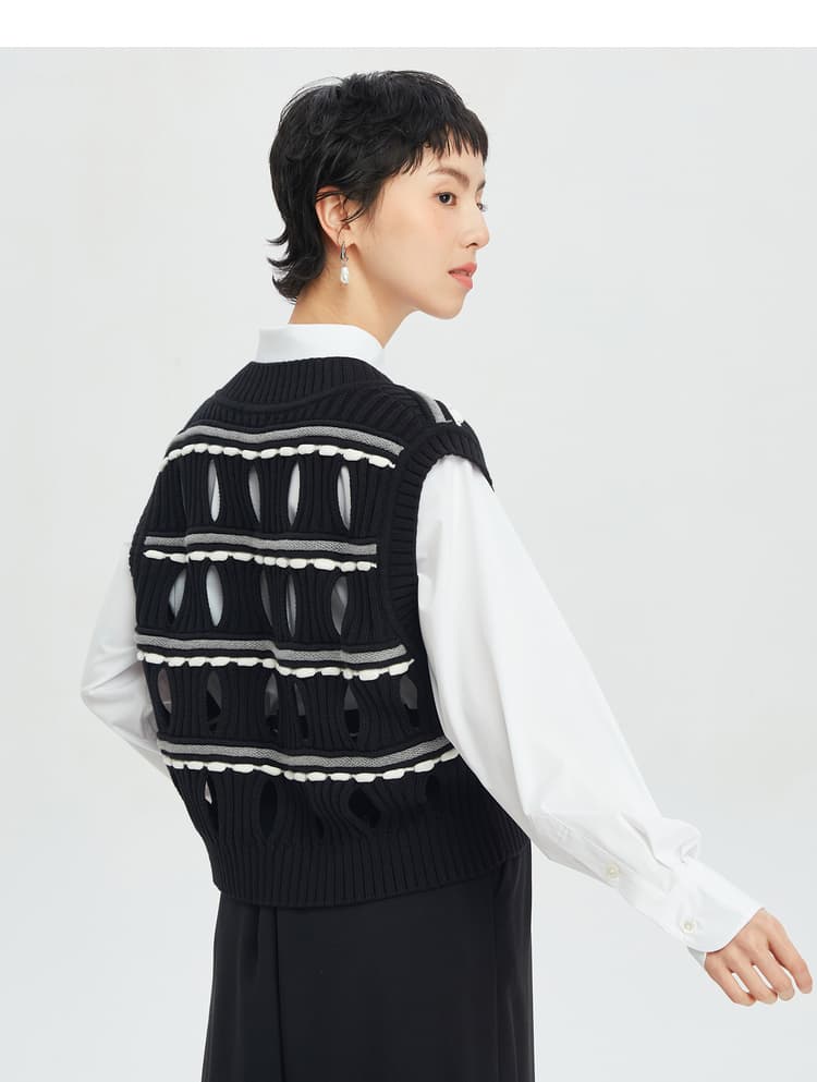 ニットベスト 透かし編み装飾デザインニットベスト