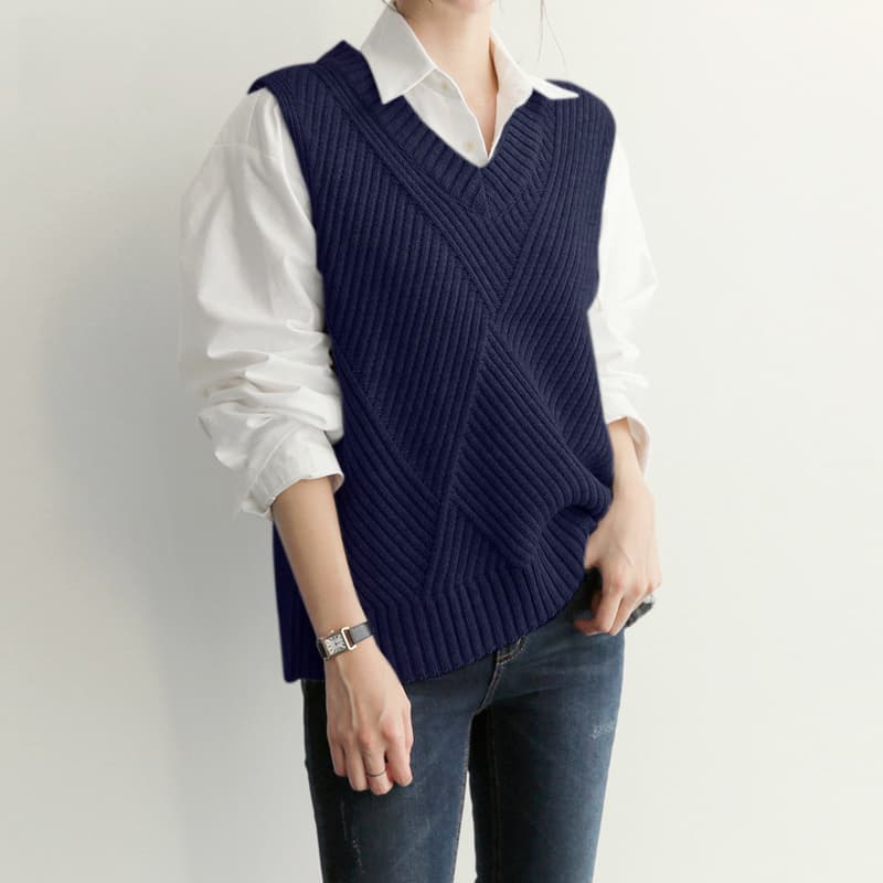 ニットベスト 上質リブ編み深めＶネックベスト