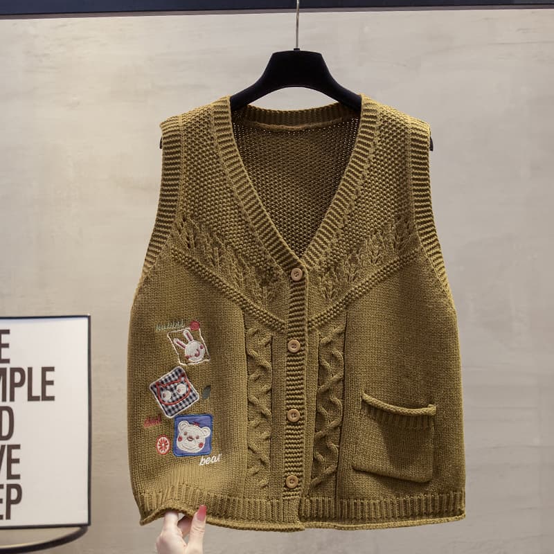 ニットベスト かわいい動物刺繍入りケーブル編みベスト