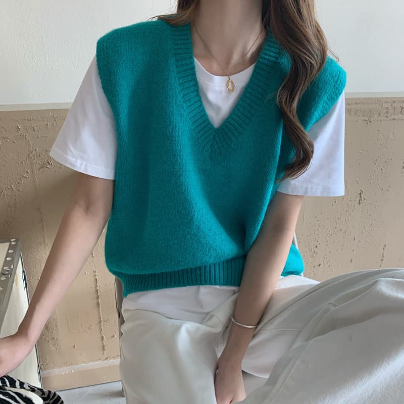 ニットベスト 冬の彩り 定番ニットベスト