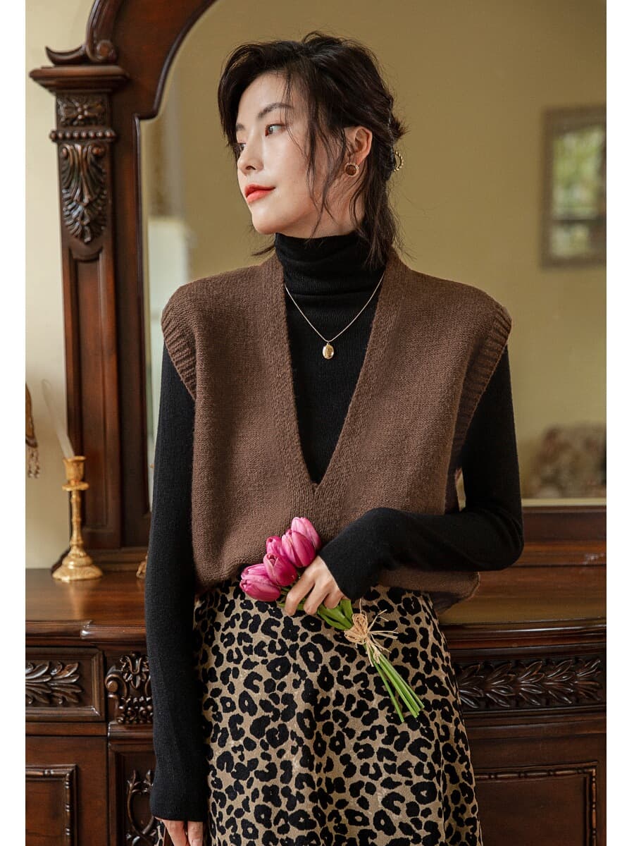 ニットベスト 重ね着上品深まる深Vベスト