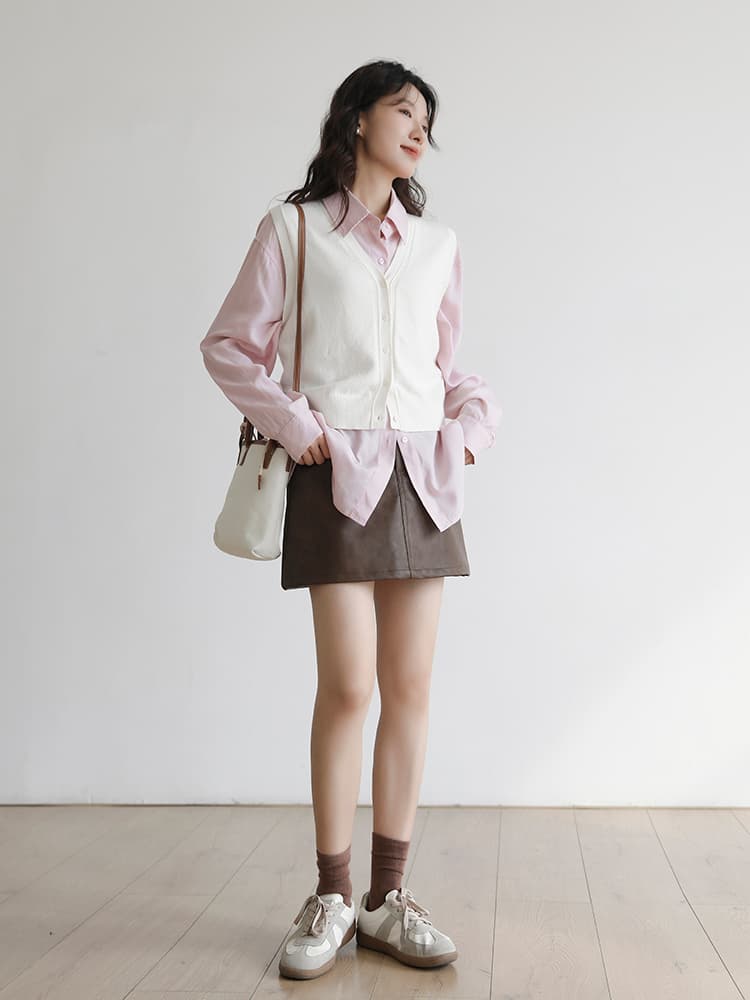 上質シンプルニットベスト