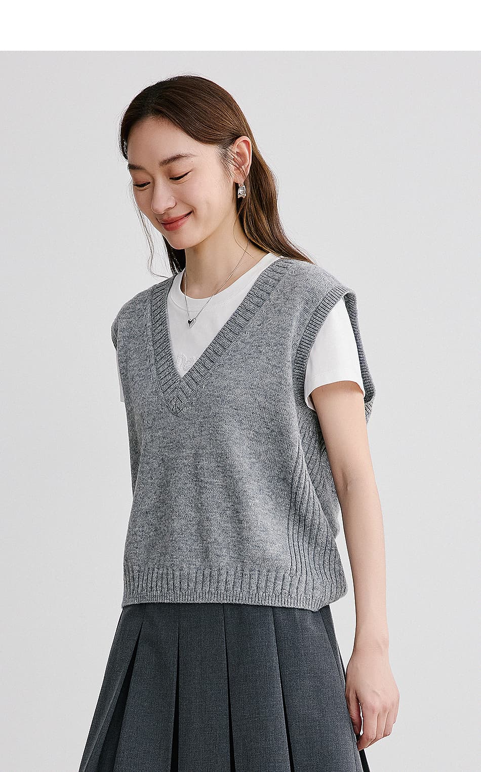 ニットベスト シンプル深Vネックベスト