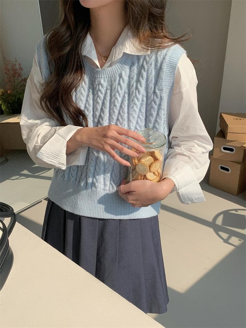 ニットベスト ニットベスト ケーブル編みノースリーブニット