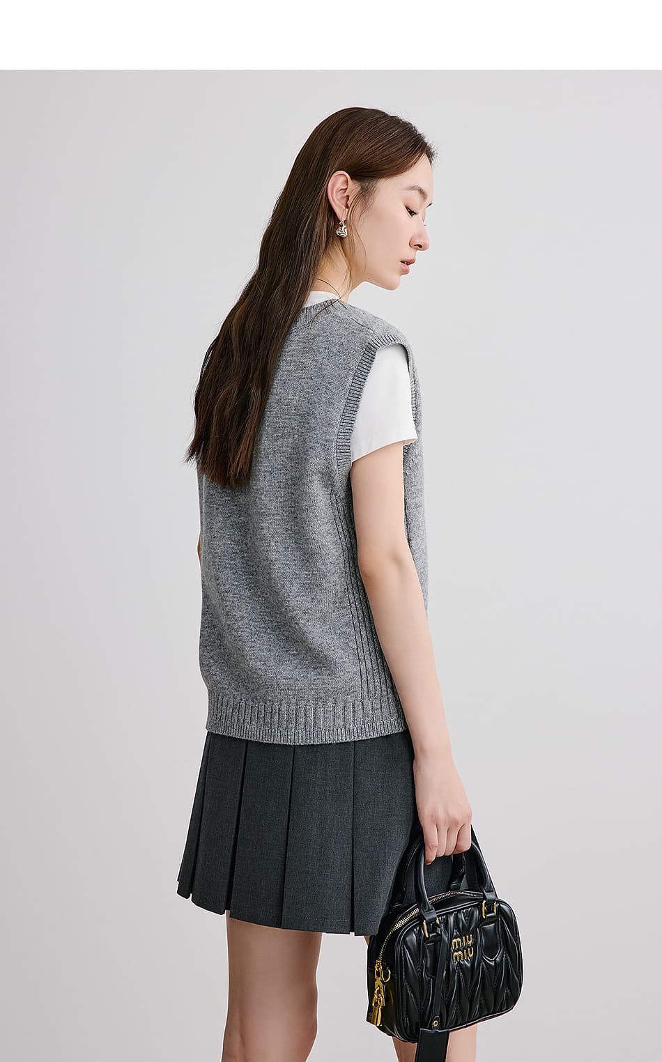 ニットベスト シンプル深Vネックベスト