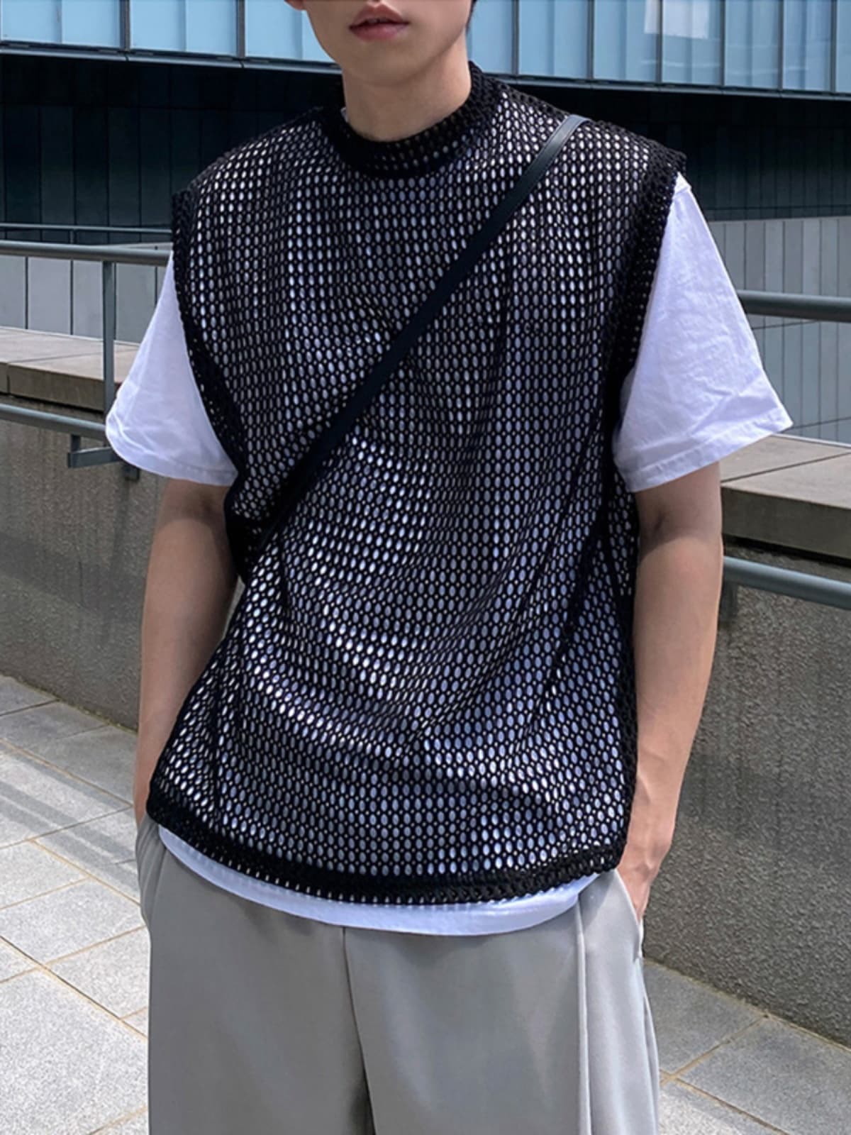 ニットベスト メッシュデザイン透かし編みニットベスト