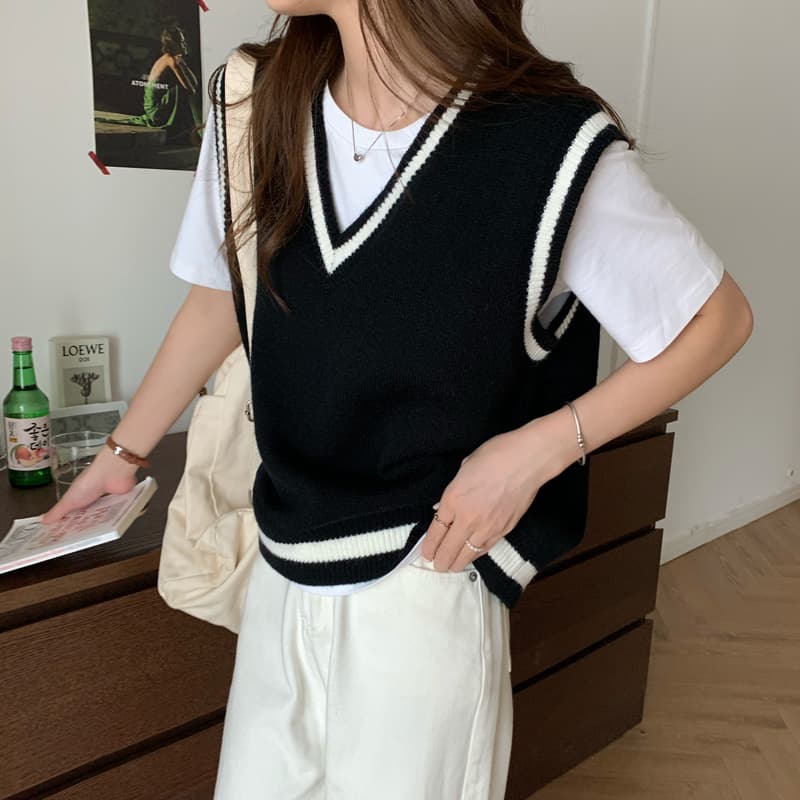 ニットベスト シンプル学院風ニットベスト