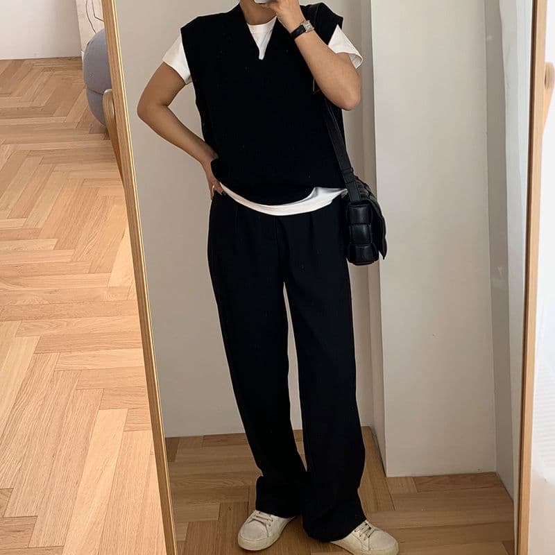 ニットベスト すっきりシルエット リブ編みベスト