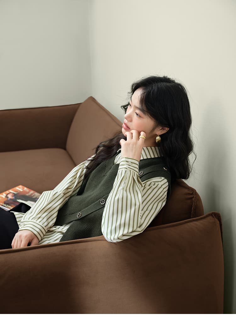 ニットベスト 非対称デザイン 飾りボタン付きベスト